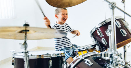 Jongen aan het drummen Jongen aan het drummen_ARAG